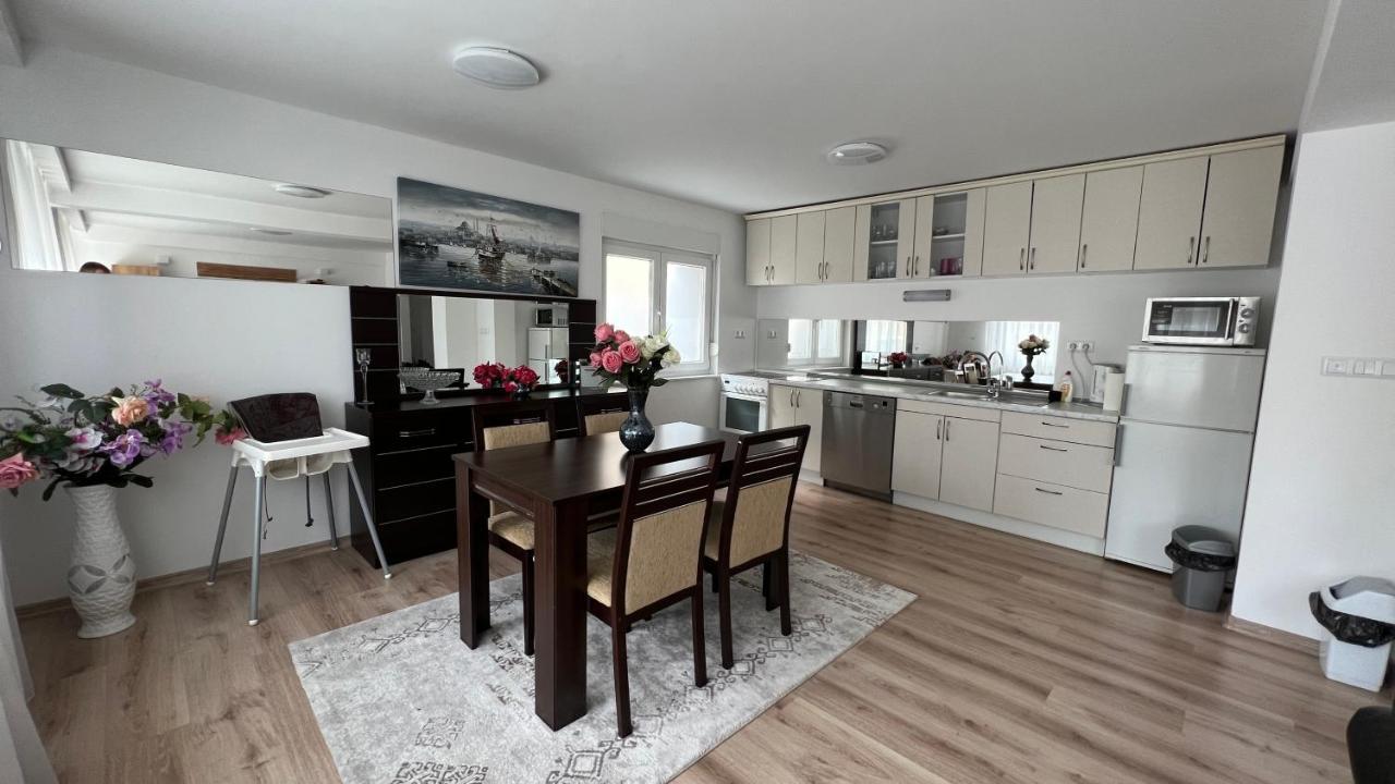 Ilidza Luxury Apartment SJJ Buitenkant foto