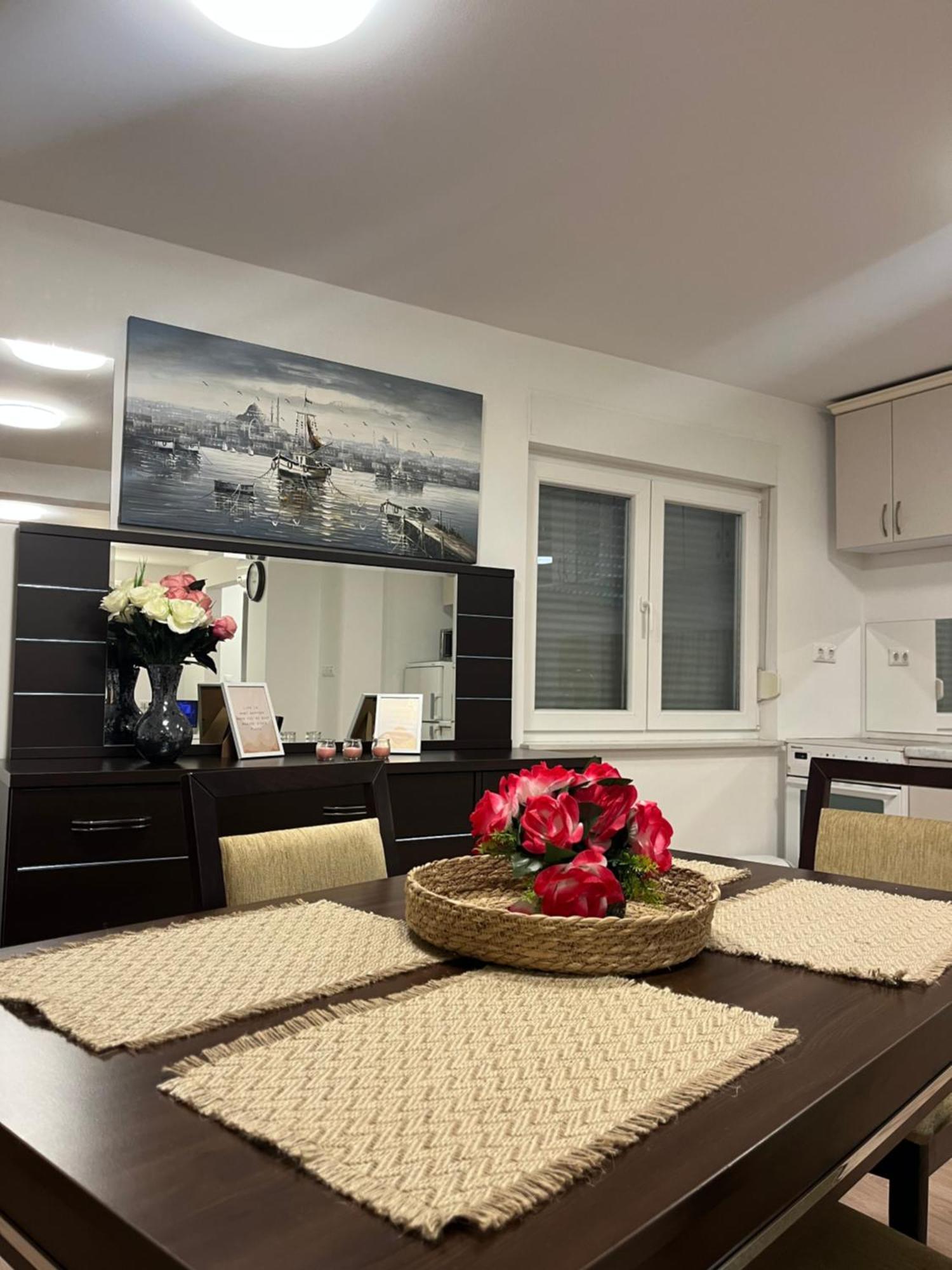Ilidza Luxury Apartment SJJ Buitenkant foto